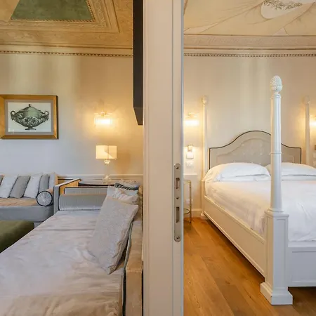 Отель San & Флоренция