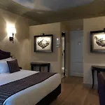 San & Otel 4*