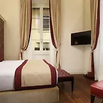 Otel San & 4*