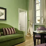 Otel San & 4*