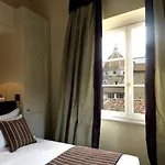 Otel San & 4*