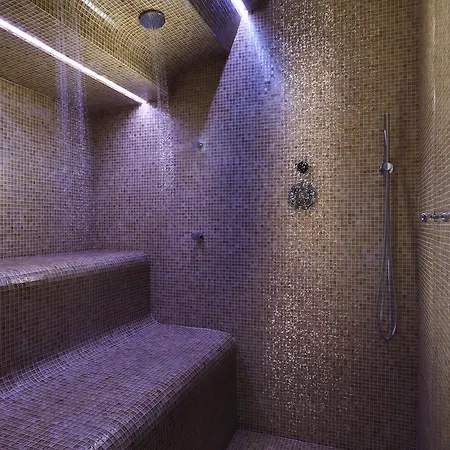 Отель San & 4*